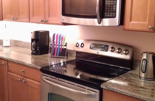 Central Naples Condominio | Maravillosa Nápoles, 2 habitaciones y 2 baños condominio, cerca de las playas, al por menor y restaurantes