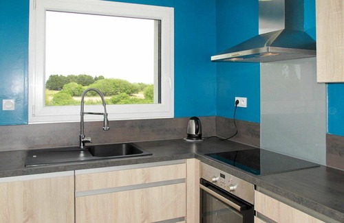 Saint-Germain-sur-Ay Casa | Maravillosa casa de vacaciones privada para 4 personas con TV, terraza y mascotas permitida
