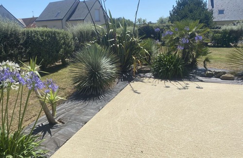 Bretteville-sur-Ay Casa | Maravillosa casa de vacaciones privada para 6 personas con WIFI, TV, terraza y mascotas permitida