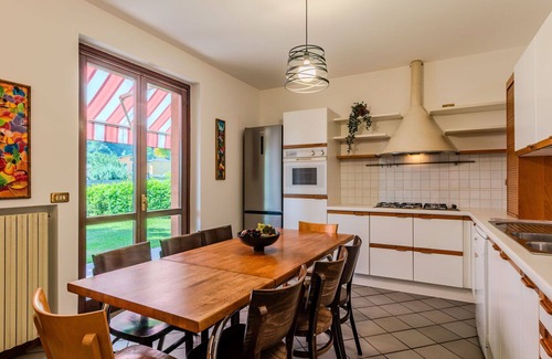 Delebio Casa | Maravillosa casa de vacaciones privada para 8 personas con WIFI, TV, patio y vista panorámica