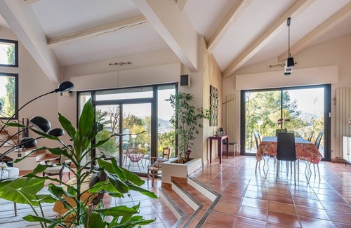 La Bouilladisse Casa | Wonderful private villa for 6 people with WIFI, private pool, TV, terrace and parking