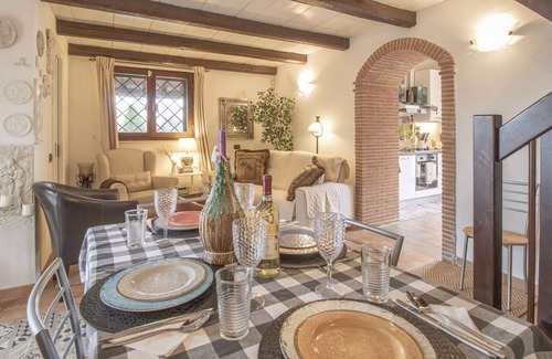 Fara in Sabina Casa | Maravillosa casa de vacaciones privada con WIFI, piscina privada, A/C, TV, patio y aparcamiento