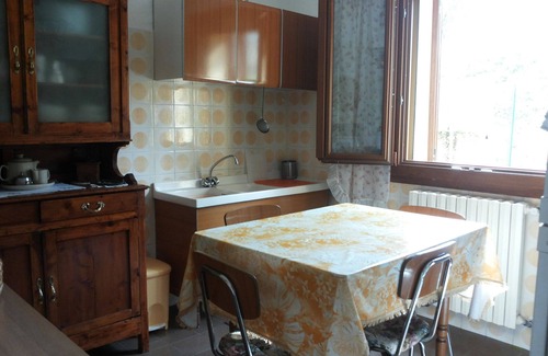 Porretta Terme Casa | Maravillosa casa de vacaciones privada con WIFI, TV, mascotas permitida y vista panorámica