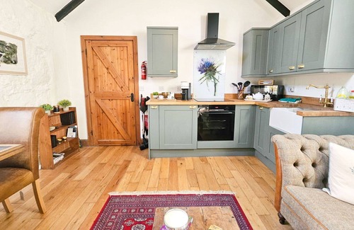 Struan Casa | Maravillosa casa de vacaciones privada para 2 personas con WIFI, TV, patio y vista panorámica