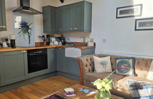 Struan Casa | Maravillosa casa de vacaciones privada para 2 personas con WIFI, TV, patio y vista panorámica