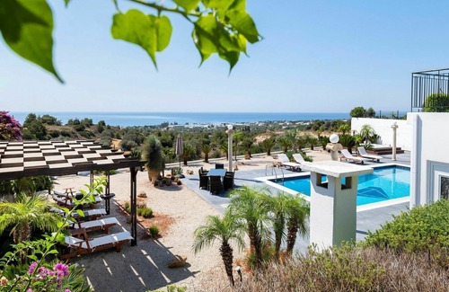 Gennadi Villa | Casa de vacaciones privada con piscina privada, A/C, WIFI, TV, patio, vista panorámica