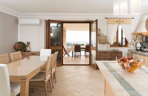 Montallegro Villa | Preciosa casa de vacaciones privada para 6 personas con piscina privada, WIFI, A/C y terraza
