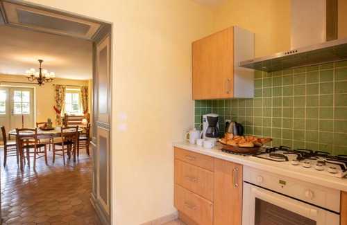 La Tagniere Casa | Estupenda casa de vacaciones privada con WIFI, piscina, TV, patio y mascotas permitida