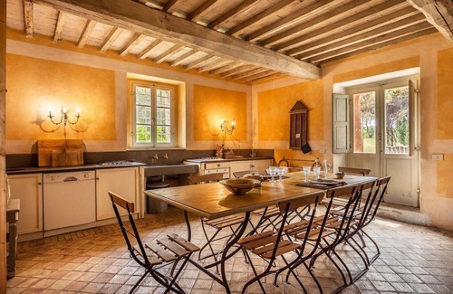 Camigliano Villa | Estupenda casa de vacaciones privada con WIFI, A/C, piscina privada, TV y vista panorámica