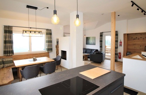 Wolfsberg Casa | Maravillosa casa de vacaciones privada para 6 personas con WIFI, TV y terraza