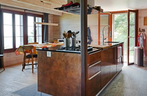 Bullet Casa | Preciosa casa de vacaciones privada para 6 personas con WIFI, mascotas permitida y vista panorámica