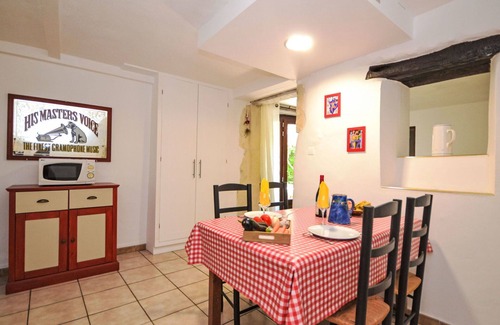 La Touche Villa | Maravillosa casa de vacaciones privada para 2 personas con WIFI, TV, terraza y mascotas permitida