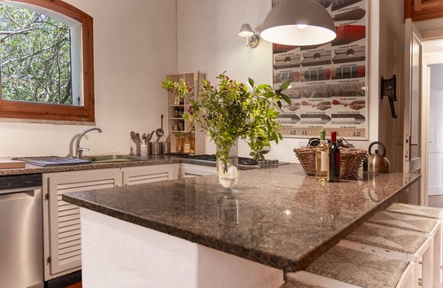 Porto Pinetto Villa | Estupenda casa de vacaciones privada con WIFI, piscina privada, TV, patio y vista panorámica