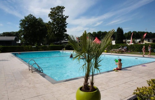 Dordtse Biesbosch Casa | Maravillosa casa de vacaciones privada para 4 personas con WIFI, TV y terraza