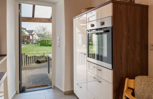 Manderscheid Casa | Estupenda casa de vacaciones privada para 7 personas con WIFI, TV y patio