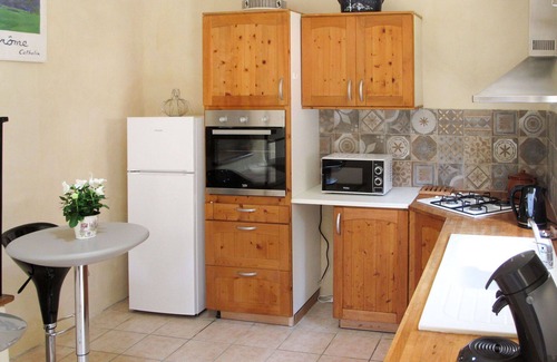 Venterol Casa | Maravillosa casa de vacaciones privada para 2 personas con piscina, WIFI, TV y mascotas permitida