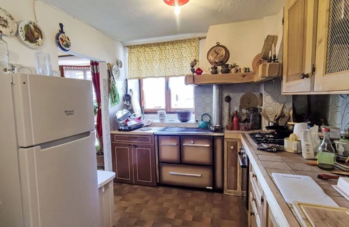 Preore Casa | Preciosa casa de vacaciones privada con TV, patio, mascotas permitida y vista panorámica