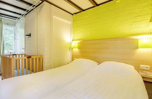 America Casa | Estupenda casa de vacaciones privada para 6 personas con WIFI, piscina, TV, terraza y aparcamiento