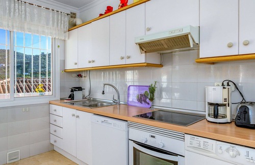 Monda Casa | Maravillosa casa de vacaciones privada para 4 personas con WIFI, piscina privada y terraza