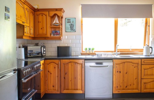 Digg Casa | Estupenda casa de vacaciones privada para 8 personas con WIFI y TV