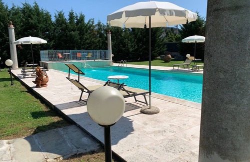 Tregozzano Villa | Maravillosa casa de vacaciones privada para 8 personas con WIFI, piscina privada, TV y terraza