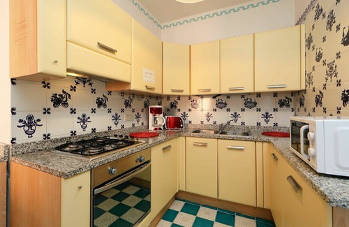 Badesi Villa | Maravillosa casa de vacaciones privada con WIFI, piscina privada, A/C, TV, patio, aparcamiento