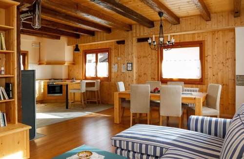 Ovaro Casa | Preciosa casa de vacaciones privada para 4 personas con WIFI y TV