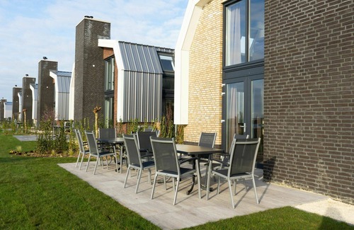 Municipality of Cuijk Casa | Preciosa casa de vacaciones privada para 12 personas con WIFI, TV y terraza