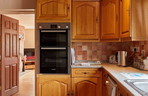 Dalbury Lees Casa | Maravillosa casa de vacaciones para 14 personas con WIFI y TV