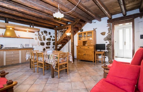 San Giovanni al Natisone Casa | Preciosa casa de vacaciones para 4 personas con A/C, WIFI, TV y patio