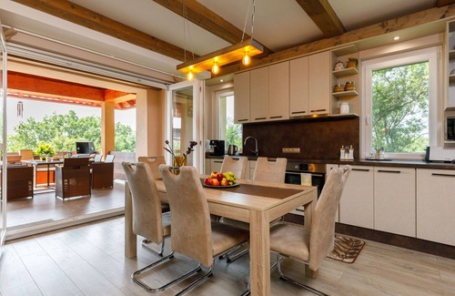 Revfulop Villa | Estupenda casa de vacaciones para 6 personas con WIFI, TV y terraza