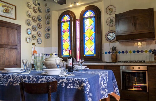 Petrognano Casa | Estupenda casa de vacaciones para 6 personas con A/C, WIFI y TV, cerca de Lucca