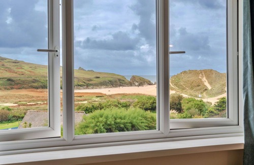 Holywell Casa | Maravillosa casa de vacaciones para 6 personas con WIFI, terraza y mascotas permitida