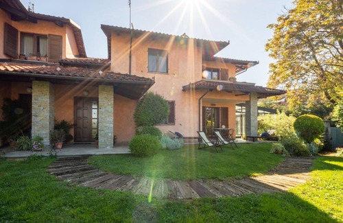Narzole Casa | Estupenda casa de vacaciones con WIFI, piscina privada, jacuzzi, A/C, TV y terraza