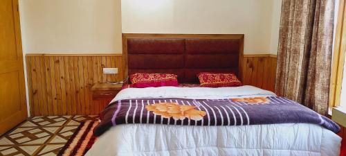 Dalhousie Casa | Wood valley homestay