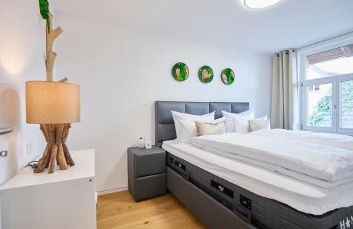 Markdorf Apartamento | WOOD WORLD Luxury III Massage - Tischkicker - Parken - Küche - Light Show - Trambolin