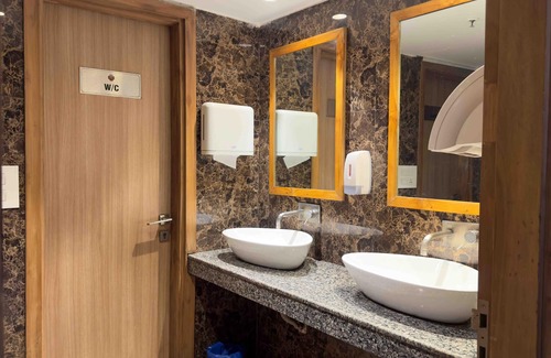 Anand Vihar Hotel | Woodapple Residency