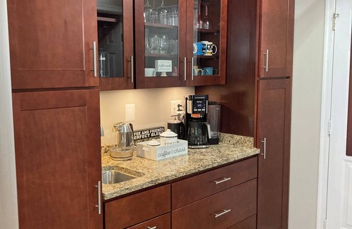 Bennsville Casa | Wooded Hillside Retreat in Waldorf, MD - Top 10% and Guest favorite elsewhere