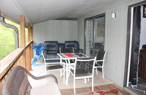 Notch Estates Apartamento | Wooded Wonder - Unit 10