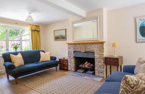 Temple Guiting Casa | Woodland Cottage