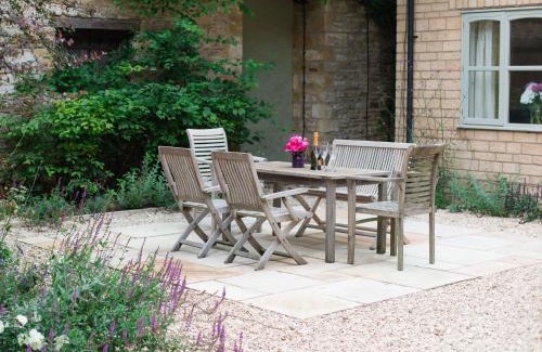 Temple Guiting Casa | Woodland Cottage