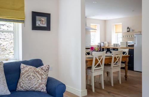 Temple Guiting Casa | Woodland Cottage