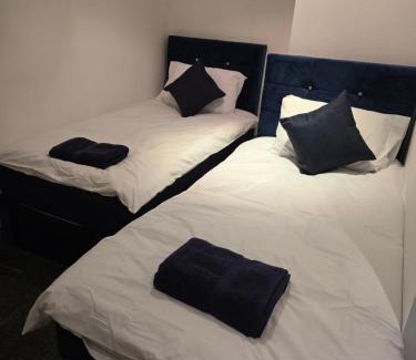 Saltaire Village Apartamento | Woodland family retreat