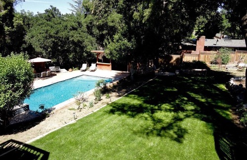 Woodland Hills Cabina | Woodland Hills Cottage