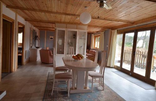 Treignac Casa | Woodlands Cottage