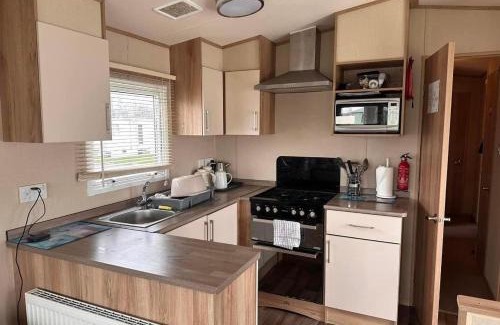 Kirby Misperton Otro | Woodlands