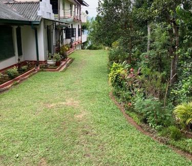 Karalliyadda Casa | Woodlands Homestay - Kandy