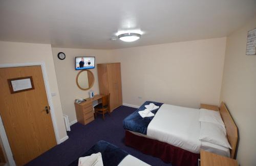 Clementswood Hotel | Woodlands Lodge Ilford