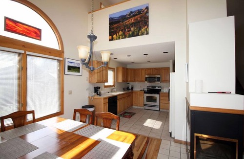 Estes Park Condominio | Woodlands on Fall River