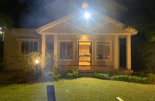 Bhopal Casa | Woodlogs Farmhouse